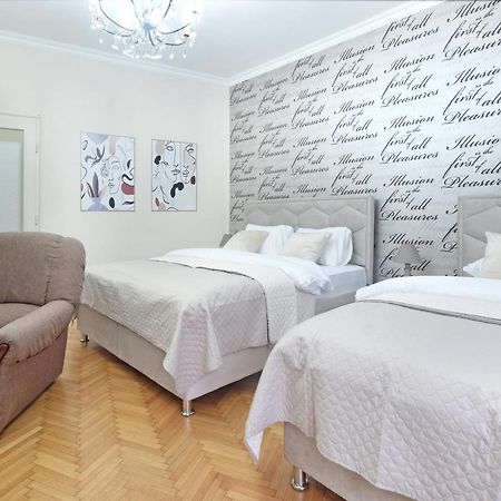 Illusion Downtown Apartment ベオグラード エクステリア 写真